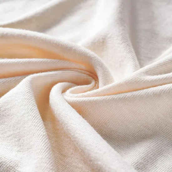Tessuto in lana merino melange tinta unita di fascia alta, colore 100 poliestere, velluto, cashmere, finitura in lana merino per cappotti